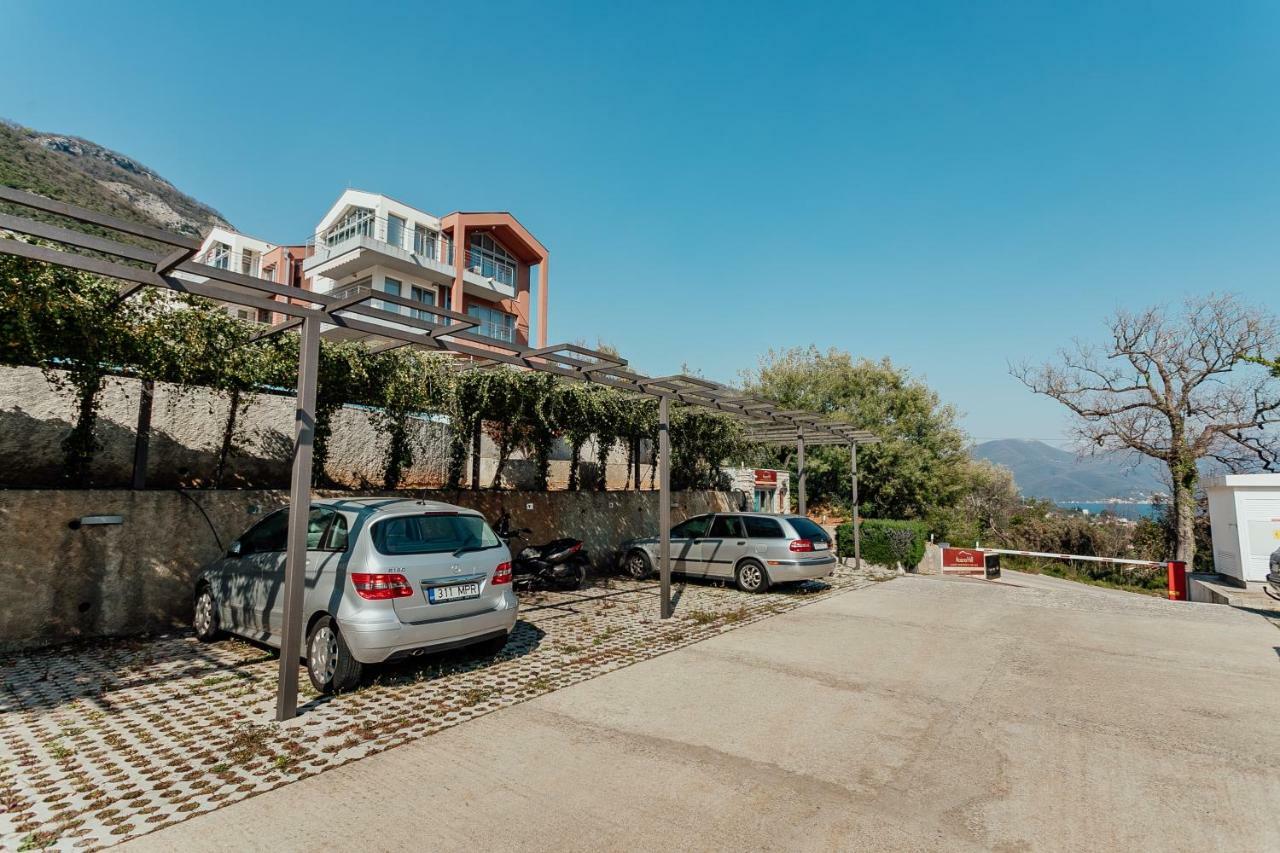 Acacia Hill A3 Διαμέρισμα Ðenovići Εξωτερικό φωτογραφία