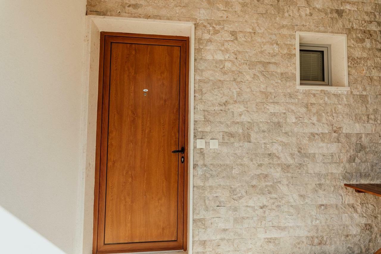 Acacia Hill A3 Διαμέρισμα Ðenovići Εξωτερικό φωτογραφία