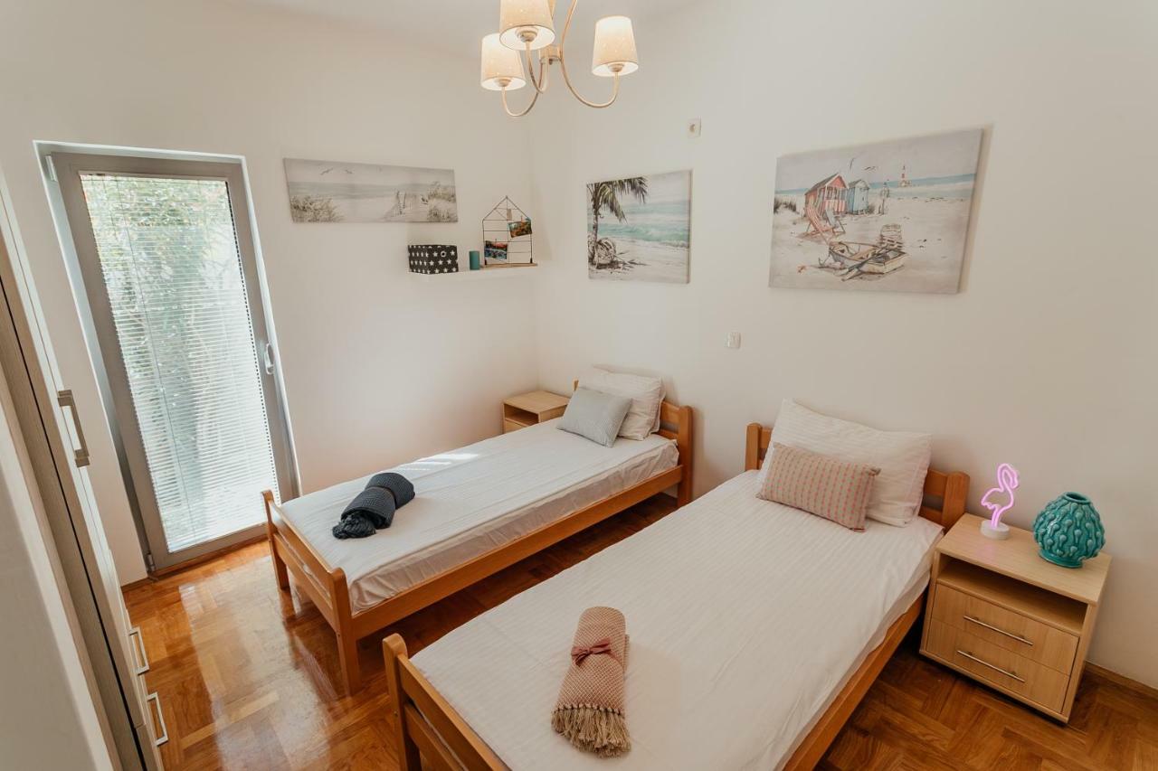 Acacia Hill A3 Διαμέρισμα Ðenovići Εξωτερικό φωτογραφία